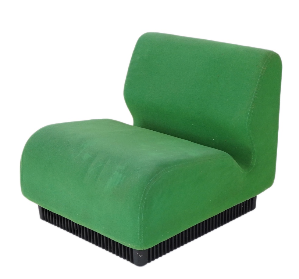 Don Chadwick (American, b. 1936) for Herman Miller: A 'Slipper' modular chair